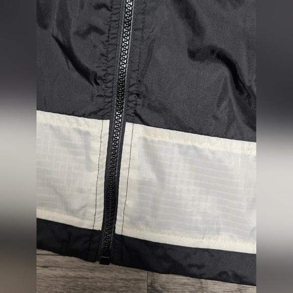 Vintage 90s Team Nike Sport White Tag Black Windbreaker Jacket Youth L Adult S/M - Picture 12 of 12